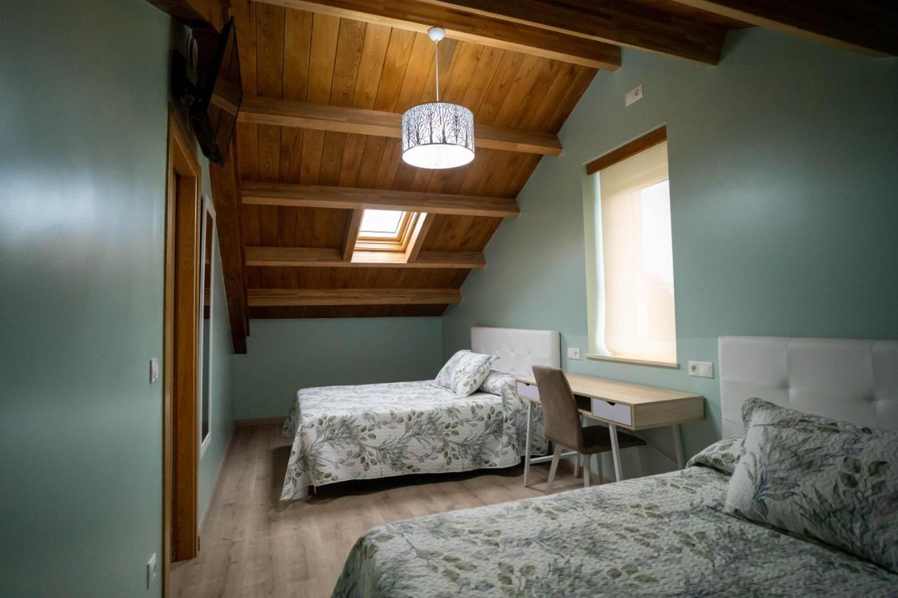 El Pinar Hotell Ribadeo Exteriör bild