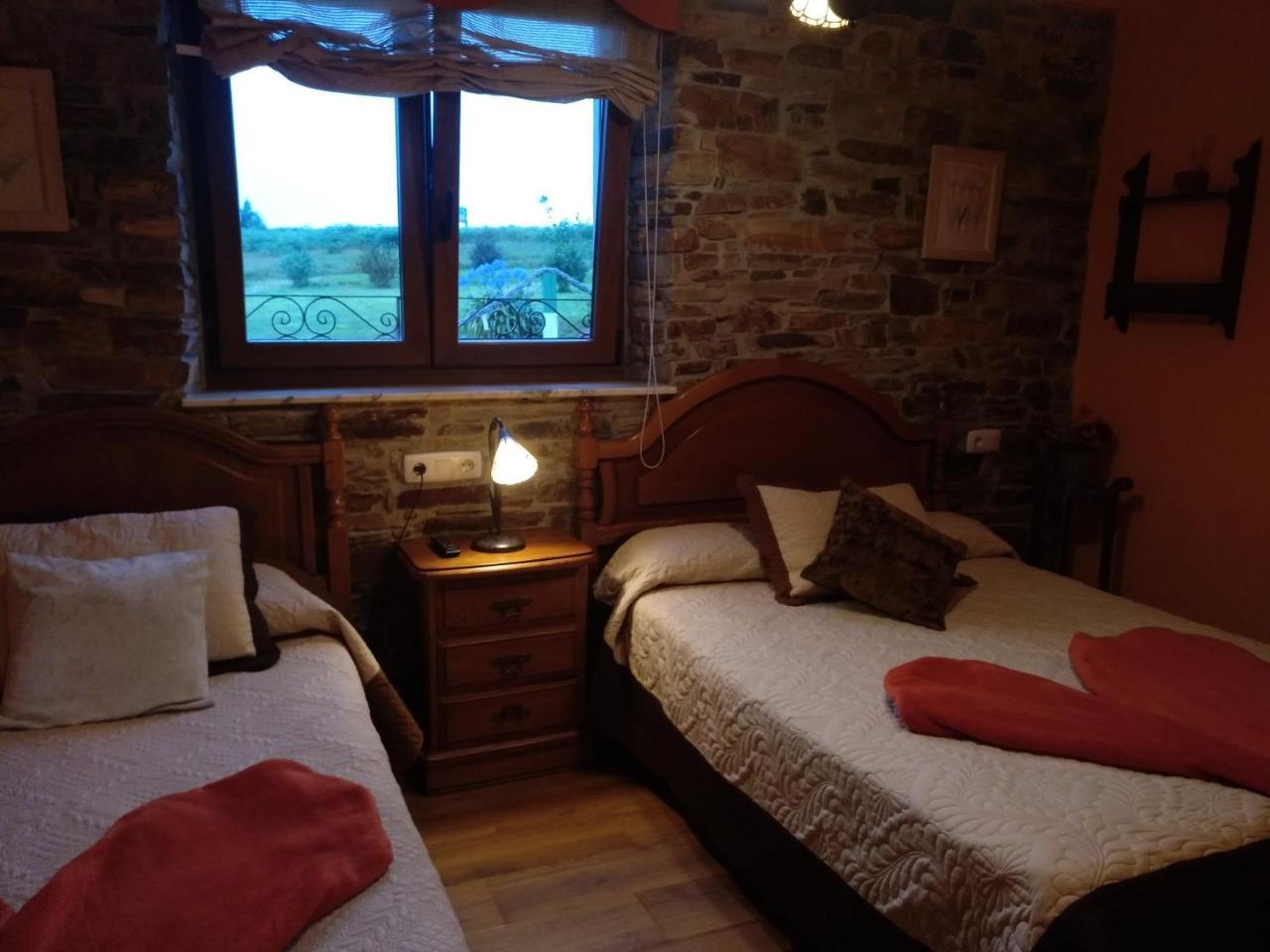 El Pinar Hotell Ribadeo Exteriör bild